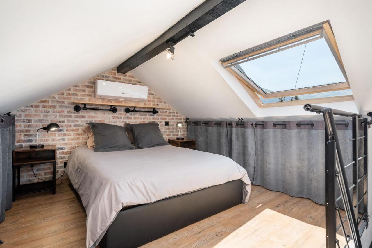 Apartment Superbe Loft Industriel - Casa Vostra - Caution 800 Eur & Id Requises - Tram-frontiere *