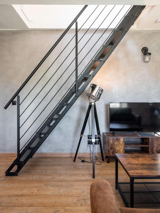 Apartment Superbe Loft Industriel - Casa Vostra - Caution 800 Eur & Id Requises - Tram-frontiere
